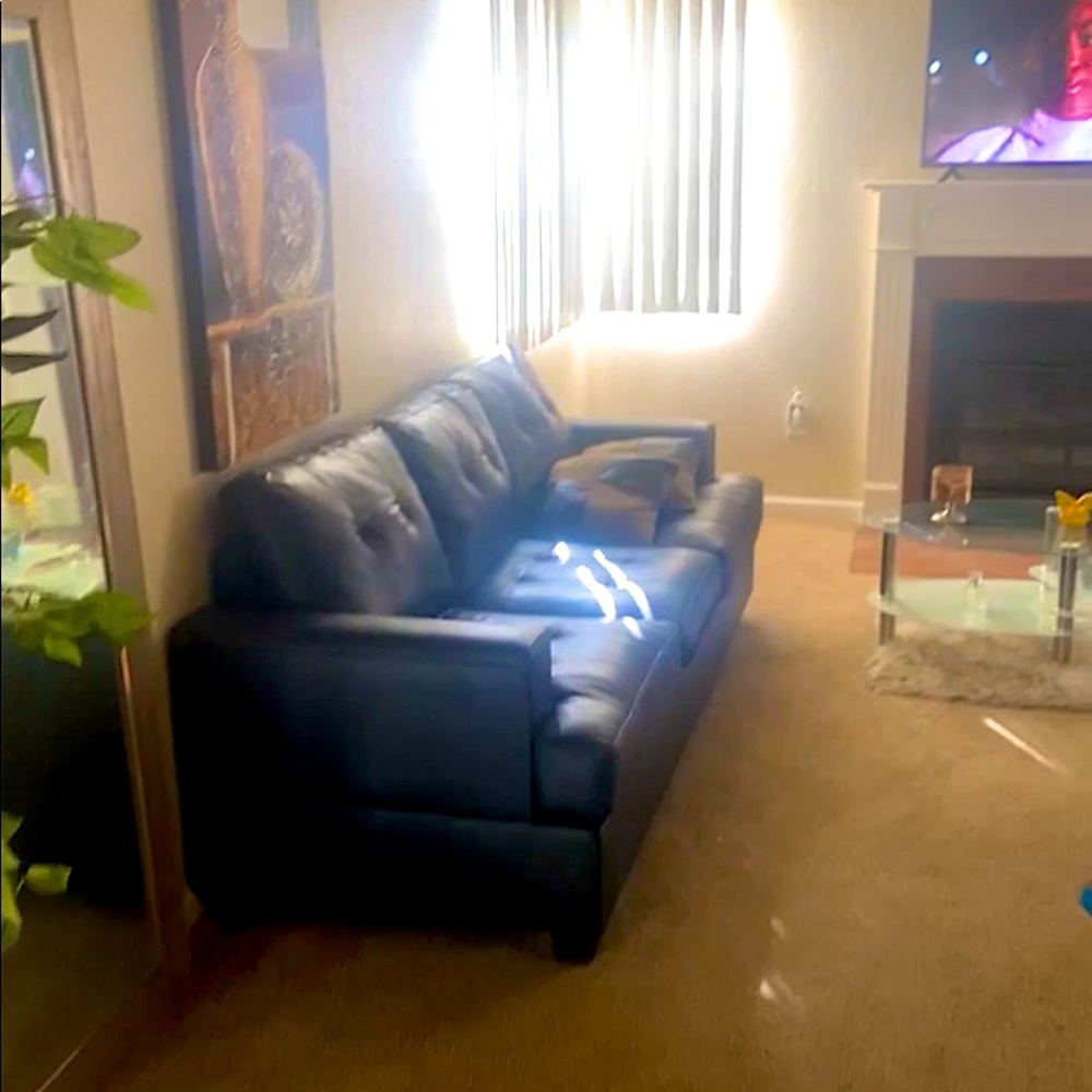 Black leather 2 piece living room set